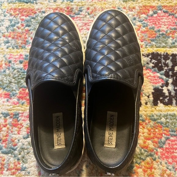 Steve Madden Black Quilted Loafers 9.5 M - Picture 5 of 7